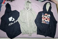 Tri majice s kapuljačom, vrlo povoljno