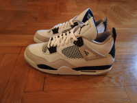 Air Jordan 4 military black