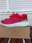 NIKE INVINCIBLE RUN 2