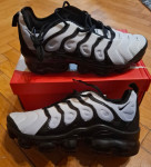 NIKE VAPORMAX 44