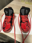 Prodajem tenisice Adidas Dame 6