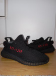 Yeezy 350 v2 Bred