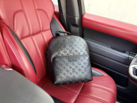 Kožna torba ruksak, ženska i muška Louis Vuitton 84072