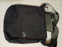 Mammut torbica za na rame