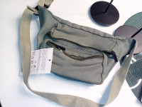 Maslinasto zelena torbica oko struka NOVO