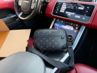 Muška torba Louis Vuitton kože