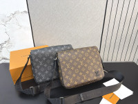 Muška torba Louis Vuitton kože