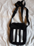 Torbica adidas na rame