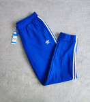 Adidas Originals hlače L / XL