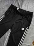 Adidas trenirka Original L Crna