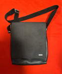 MUSKA TORBICA LACOSTE  30x35