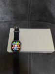 Apple Watch Ultra pametni satGPS + Cellular, 49mm Titanium Case with M