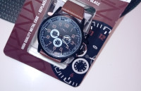 SMEĐI MUŠKI SAT - NOVO