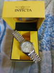 Prodajem novi muški Invicta ručni sat