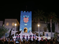 Najam Razglas & Rasvjete