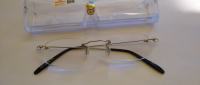 Dioptrijske naočale bez okvira s futrolom