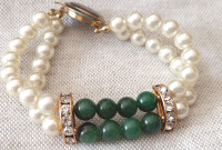 narukvica od žada i perla
