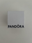 Pandora narukvica sa privjescima