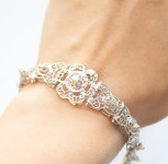 ZLATNA NARUKVICA DIJAMANTI 18K (750) 22,78 grama NOVO • GOLD SHOP •