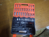 gedorice male novo u koferu 53 djela