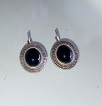 NAUŠNICE S CRNIM KAMENOM  - NOVO