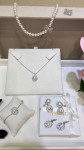 Ženske naušnice Christian Dior