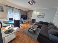 3 soban stan Dugave, 56 m2