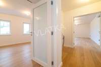 4-SOBAN STAN 138 m2 S 2 LOĐE I GARAŽOM, ŠALATA