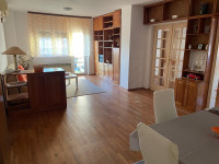 4-sobni stan za iznajmljivanje