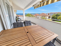 Apartman 150 m od mora - Malinska