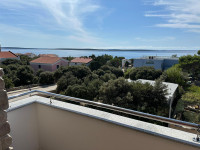 APARTMAN, OTOK PAG, MANDRE, S POGLEDOM NA MORE 58,50m2, 3-s