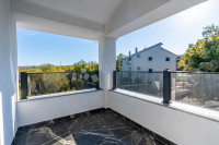 APARTMAN - PRVI KAT OTOK KRK