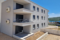 Novi apartman vrlo blizu plaže, Primošten