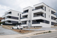 Novalja - apartmani s pogledom na more - novogradnja!
