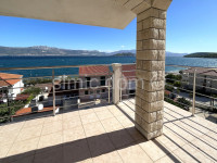 Apartmanska kuća 50m od plaže, Čiovo