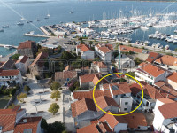Apartmanski objekt u centru grada, 224 m2,  Biograd na moru