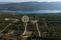 ATRAKTIVNO GRAĐEVINSKO ZEMLJIŠTE 3.890 M² – PRIDRAGA, TORINE