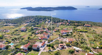 Atraktivno građevinsko zemljište 620 m2 s pogledom na more i otoke