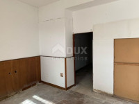 BAKAR - Poslovni prostor, 1. red do mora