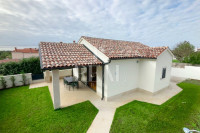 Bale,novoizgrađena kuća 78m2, 2ss+db !