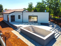 BARBAN - KOŽLJANI | Moderna samostojeća kuća s bazenom
