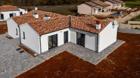 BARBAN, KOŽLJANI - Novogradnja / Dupleks, desni dio. Ekolloško mjesto