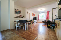 BARUTANSKI JARAK, KUĆA/STAN 2-SOBAN, DVORIŠTE***BEZ PROVIZIJE!!!***