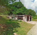 BAŠKA GARAŽA S OKUĆNICOM