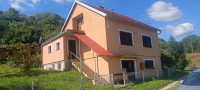 Bedekovčina: kuća 200m2 s velikom okućnicom - prilika - 35min od ZG