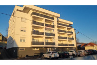 BEZ PROVIZIJE!NOVI MAROF-NOVI STAN 70m2,lift,3 kat,trosoban,garaža