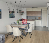 Blato-NOVOGRADNJA-Predivan 2s stan sa terasom & GPM