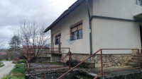 Bosiljevo,prodaje se kuća od 120m2 sa okućnicom