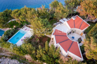 Brač, Povlja, ekskluzivna vila na prestižnoj lokaciji