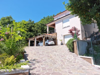 BREGI, samostojeća kuća s pogledom na more